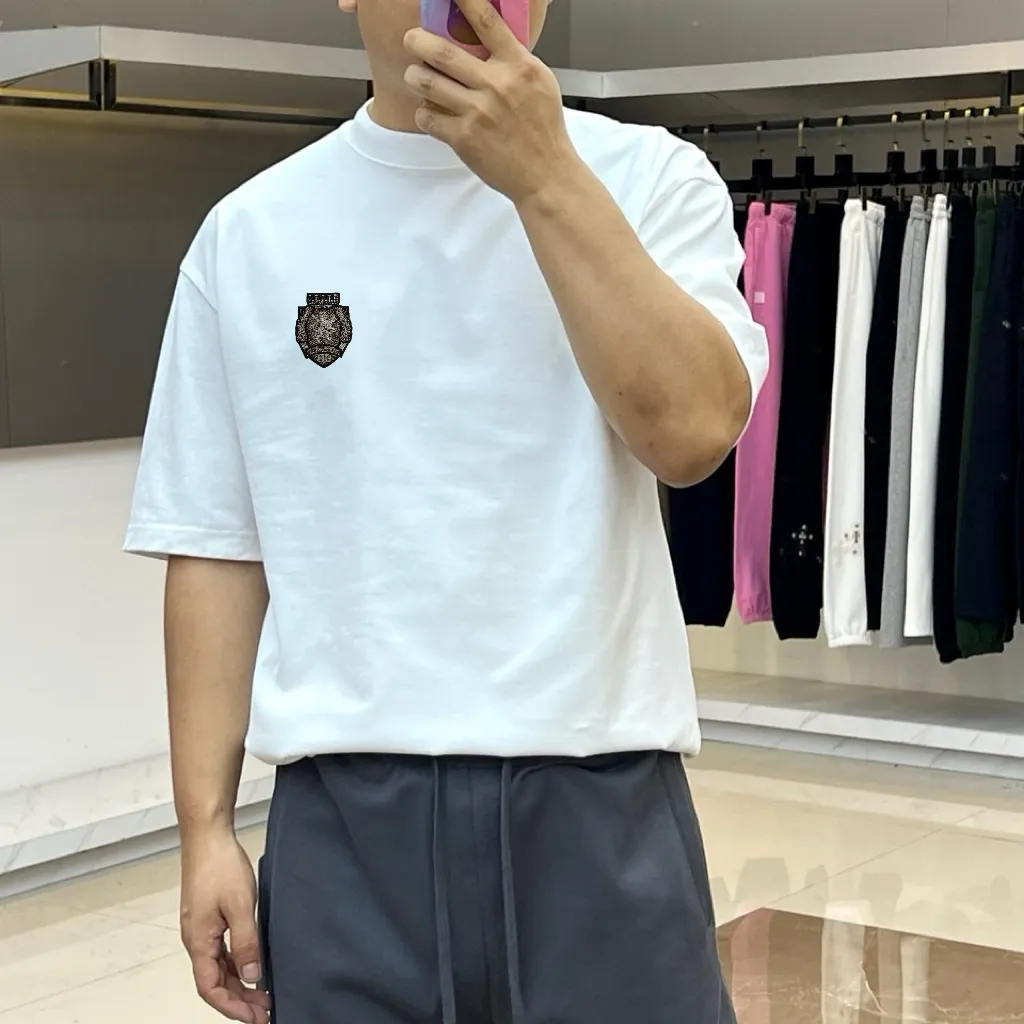 P85， 2026 Classic T ， ， ， ， ， 。 ， ， ， ， 。 ， ，Breathable ， 、 。 ， ， ， 。 T ， —— ， 。2026 ， ， 。S- XXL（ 173，140 M ）